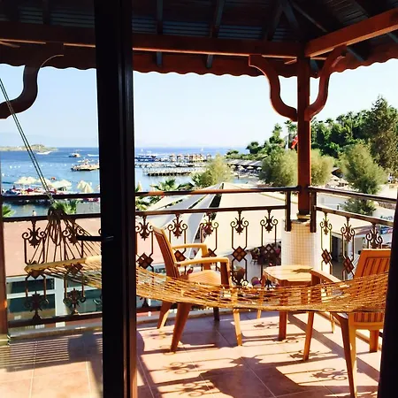 Otel Comfy With Shared Pool Near Bodrum