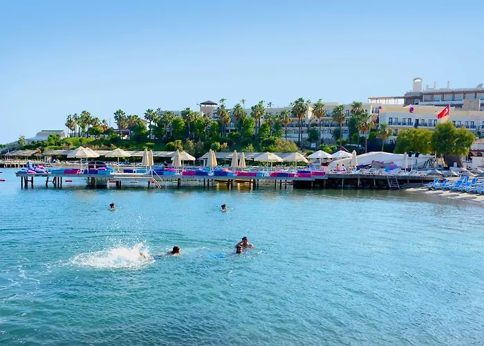 Comfy With Shared Pool Near 3*