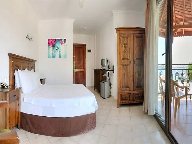 Hotell Comfy With Shared Pool Near Bodrum