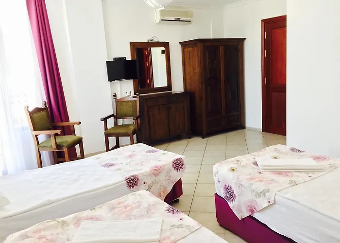 Hotell Comfy With Shared Pool Near