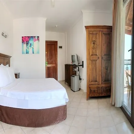 Hotell Comfy With Shared Pool Near Bodrum